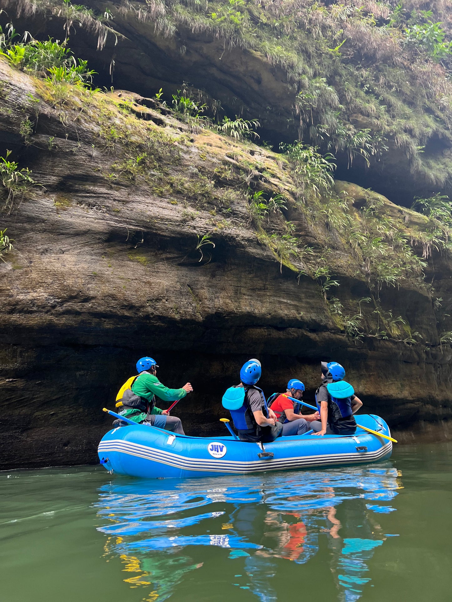 Colombia - Güejar Canyon - Paradise Waterfalls - Güape Canyon